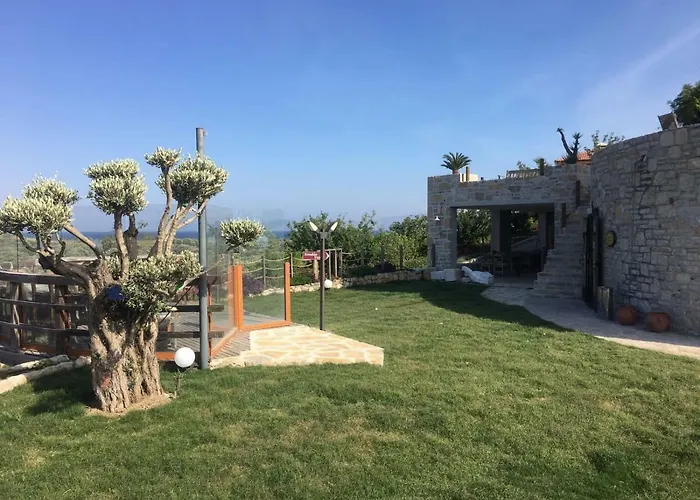 Vineyard - Over 14 Years Old Only Bed & Breakfast Datca