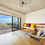 Bed & Breakfast Vineyard - Over 14 Years Old Only